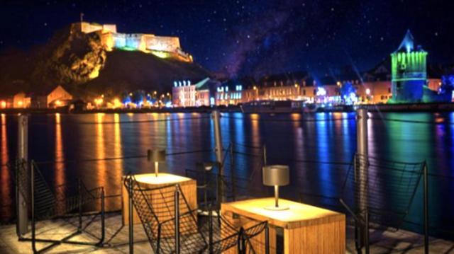 Le Repos De La Meuse Apartman Givet Kültér fotó